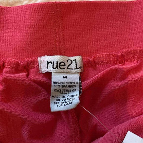 Rue 21 pink skirt with built in shorts. - Picture 2 of 4